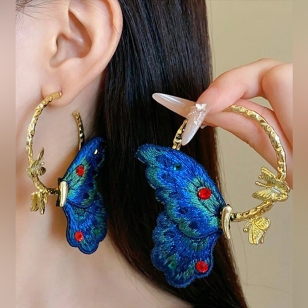 ✨NEW Elegant Blue and Gold tone Butterfly Hoop Earrings